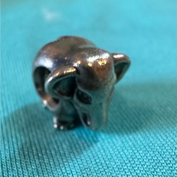 Pandora Silver Elephant Charm - Picture 1 of 7